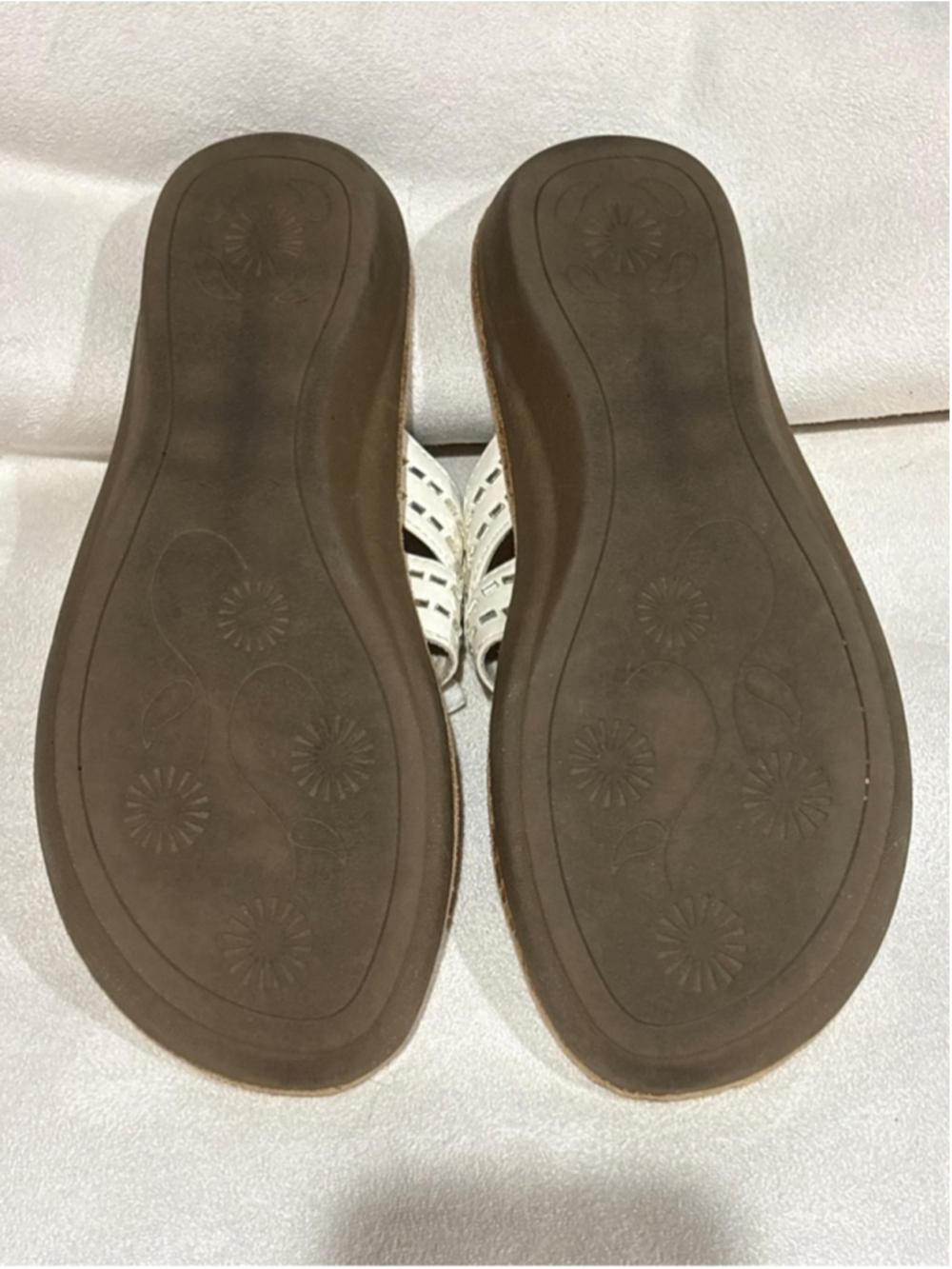 Women's Cliffs by White Mountain White Brown Sandals Size 9 - Picture 2 of 6
